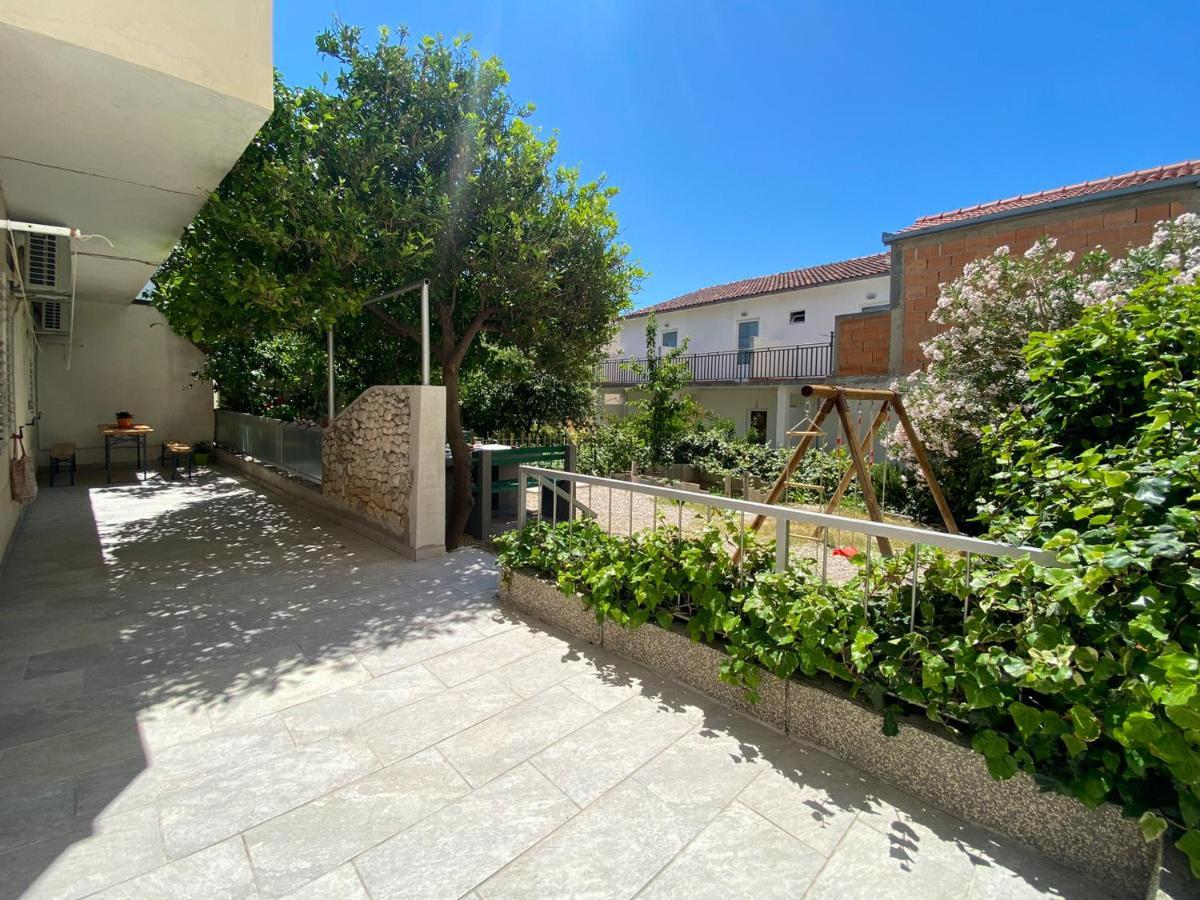 Apartment Dado Makarska Exterior photo